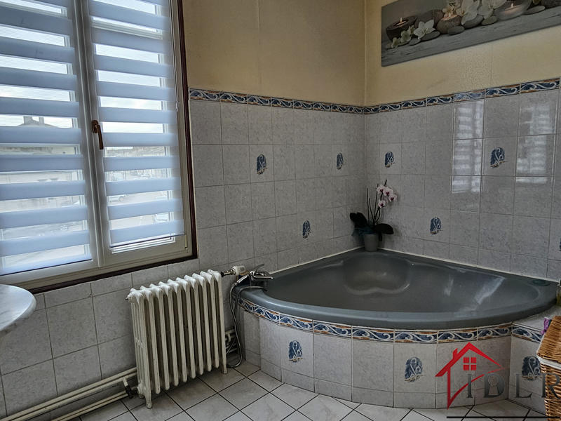 Immeuble - 218 m² - 7 pièces