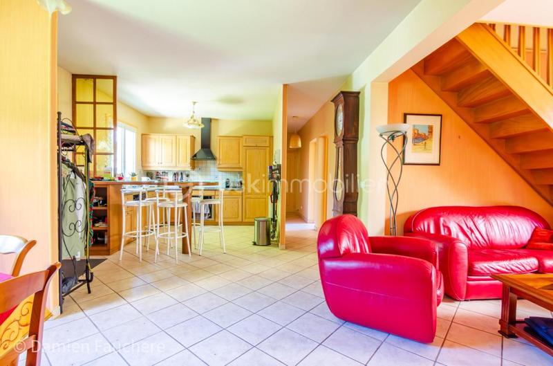 Maison - 148 m² - 7 pièces