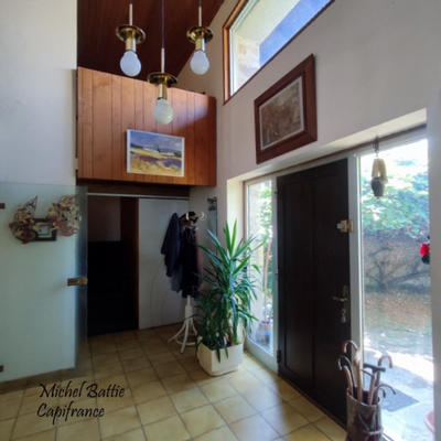 Maison - 186 m² - 7 pièces