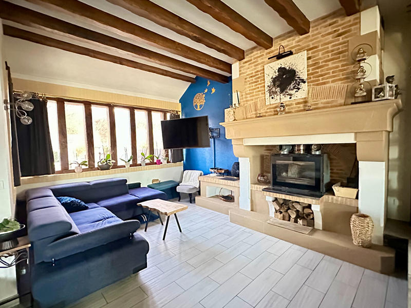 Maison - 180 m² - 9 pièces