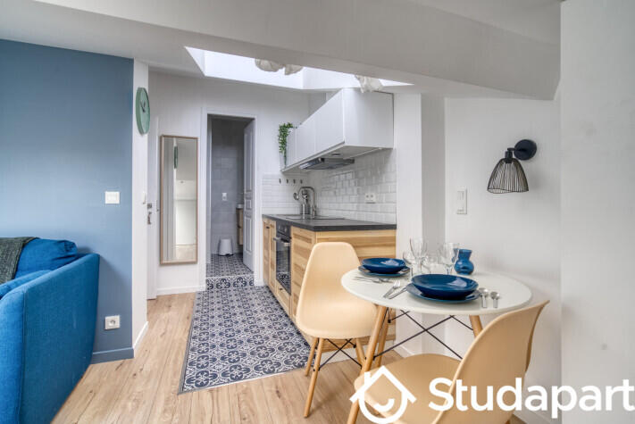 Chambre - 12 m² - 1 pièce