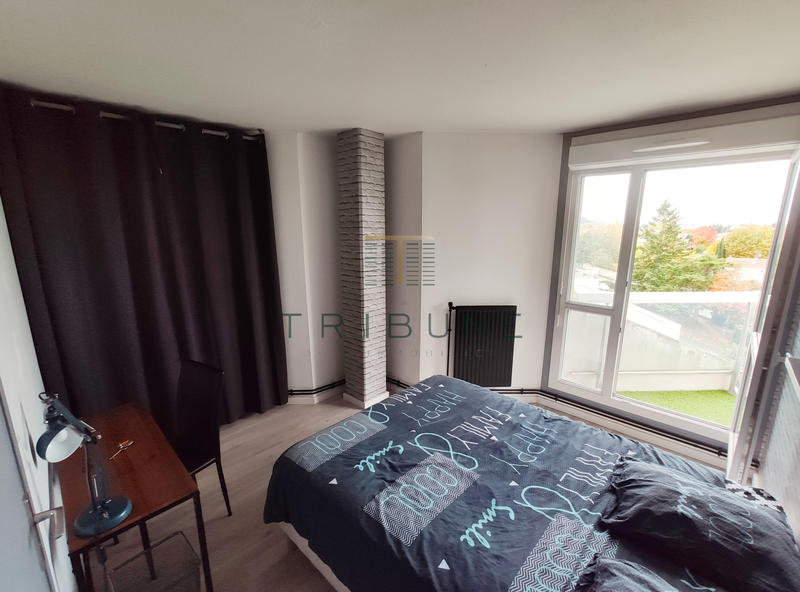 Appartement - 94 m² - 5 pièces