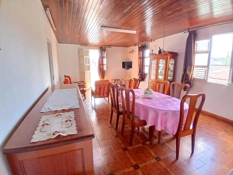 Appartement - 130 m² - 5 pièces