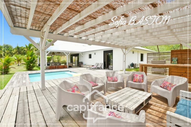 Maison - 192 m² - 8 pièces