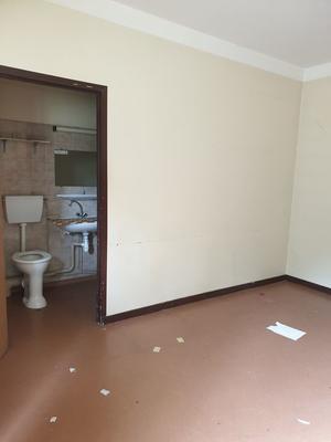 Immeuble - 1 340 m² - 36 pièces