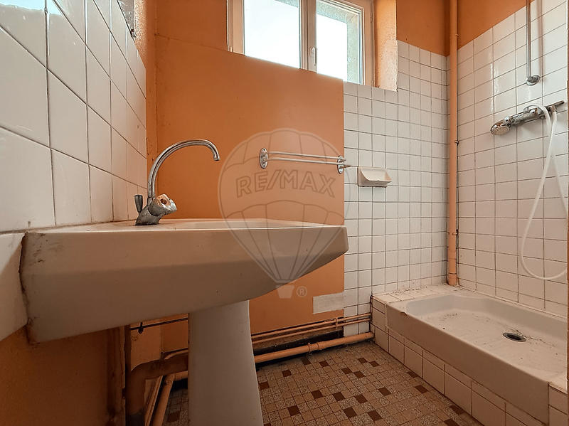 Immeuble - 116 m² - 6 pièces