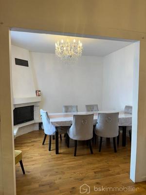 Maison - 80 m² - 5 pièces