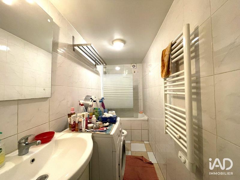 Maison - 233 m² - 7 pièces