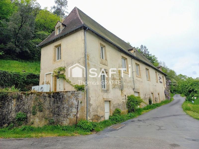 Maison - 263 m² - 7 pièces