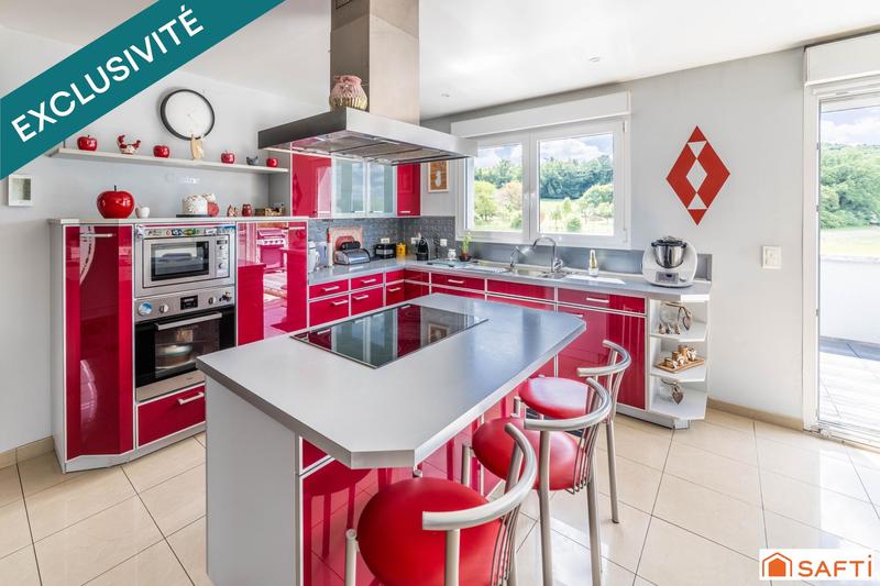 Maison - 108 m² - 4 pièces