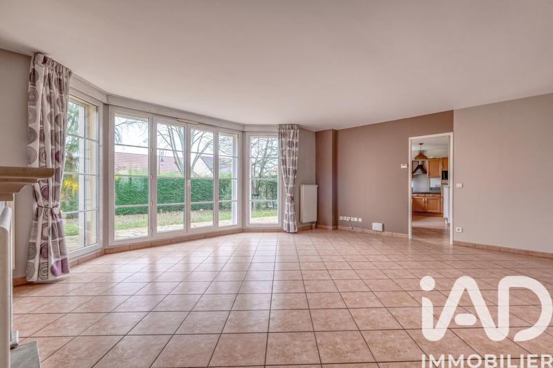 Maison - 182 m² - 8 pièces