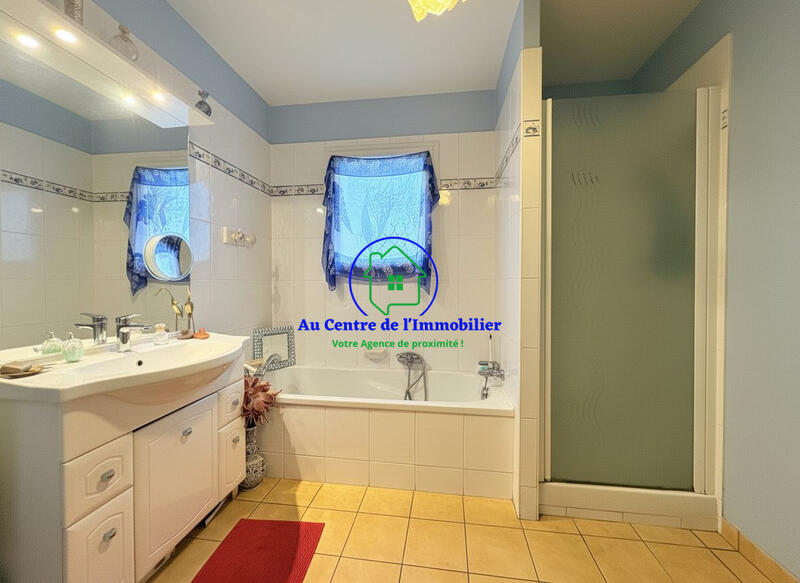 Maison - 103 m² - 5 pièces