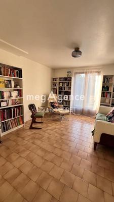 Maison traditionnelle - 143 m² - 7 pièces