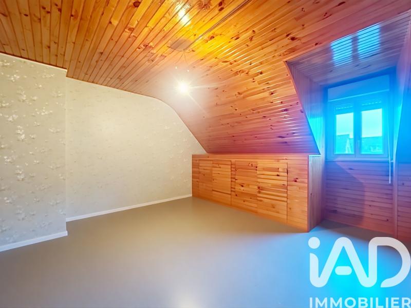 Maison - 203 m² - 10 pièces