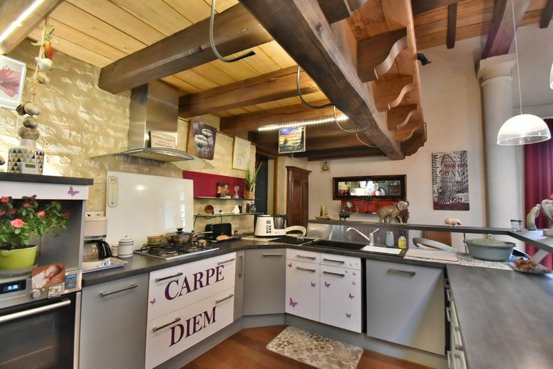 Maison en pierre - 162 m² - 4 pièces
