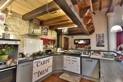 Maison en pierre - 162 m² - 4 pièces