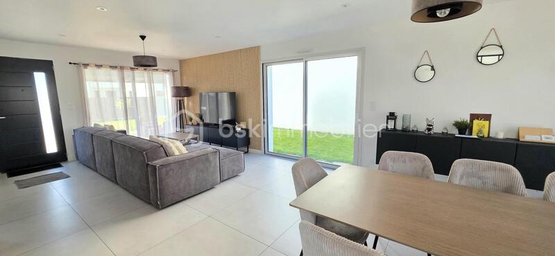 Maison - 114 m² - 5 pièces