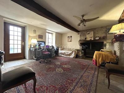 Maison en pierre - 87 m² - 5 pièces