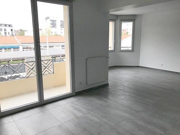 Maison - 127 m² - 6 pièces