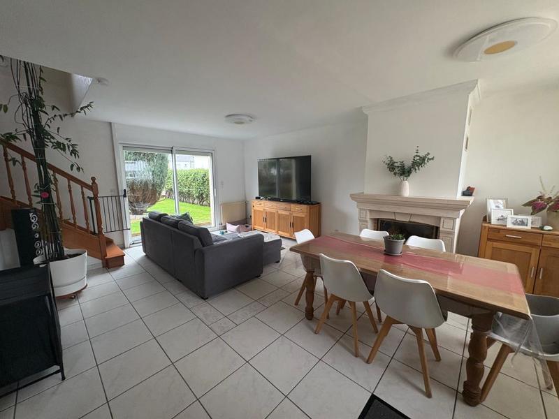 Maison - 100 m² - 5 pièces