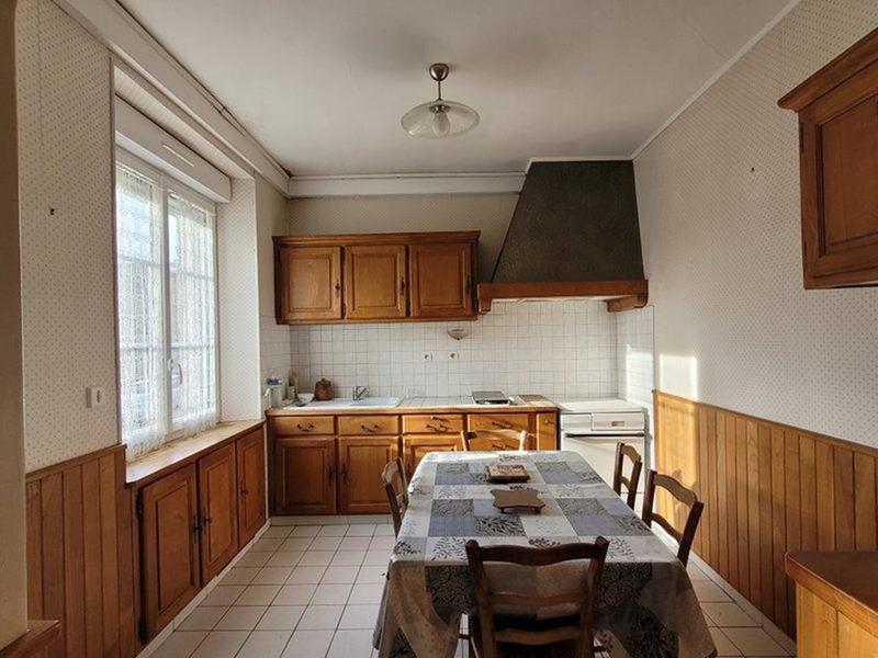 Maison en pierre - 108 m² - 5 pièces