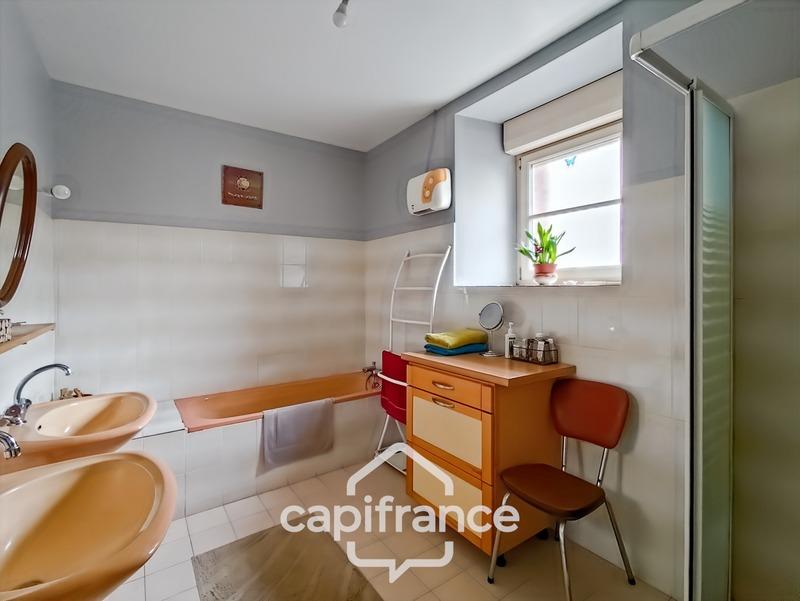 Maison de village - 150 m² - 6 pièces