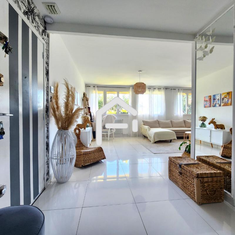 Appartement - 88 m² - 4 pièces