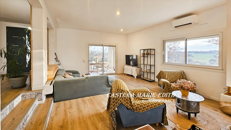 Maison - 280 m² - 9 pièces