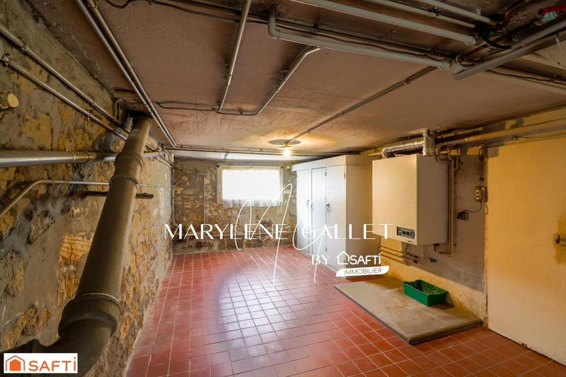 Maison - 90 m² - 5 pièces