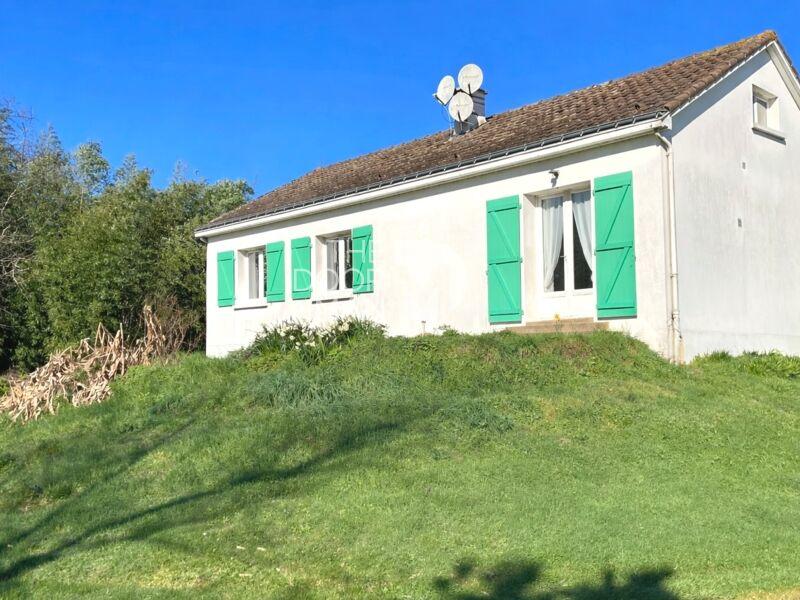 Maison - 90 m² - 5 pièces
