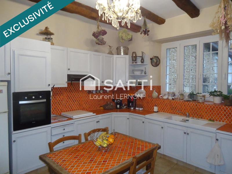 Maison de maîtres - 253 m² - 8 pièces