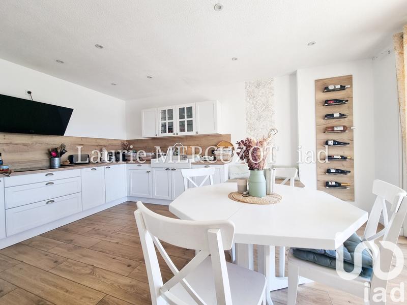 Maison - 206 m² - 6 pièces