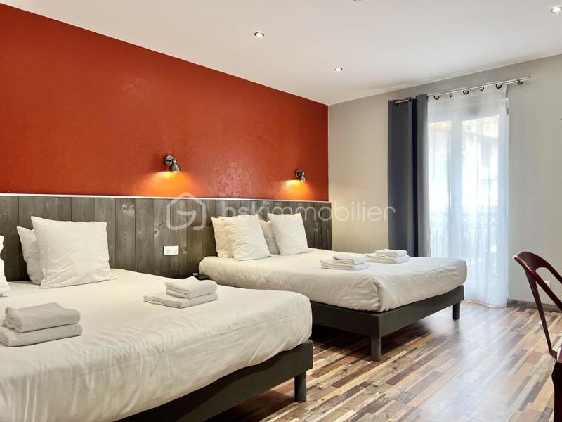 Bureau - 1 300 m² - 38 pièces