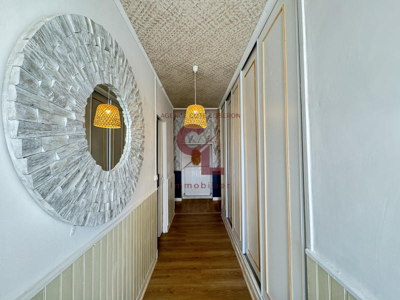 Maison - 99 m² - 3 pièces