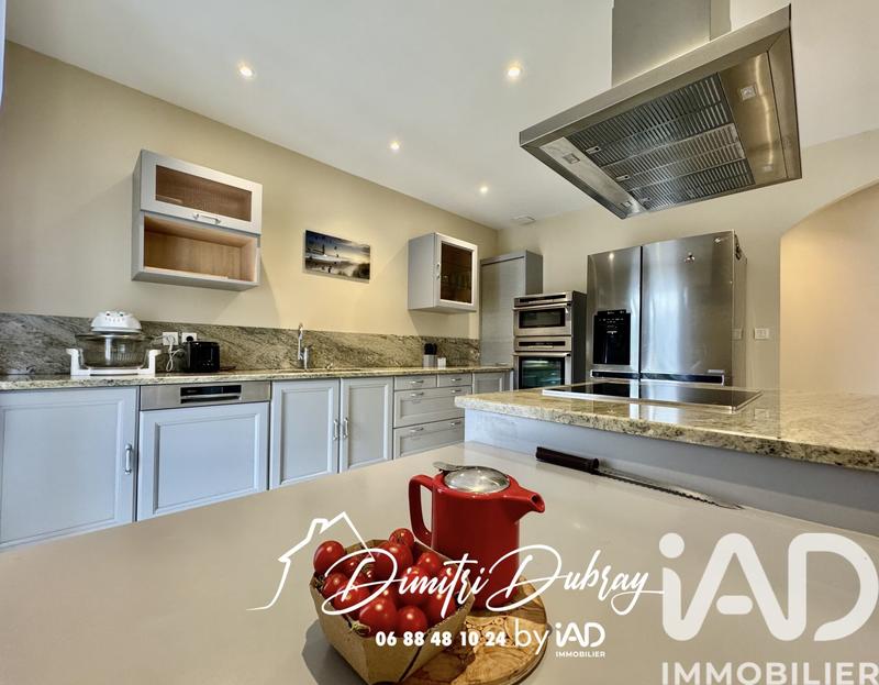 Maison - 182 m² - 6 pièces