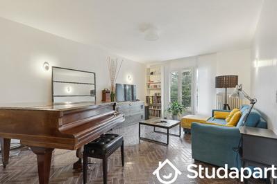 Chambre - 13 m² - 1 pièce