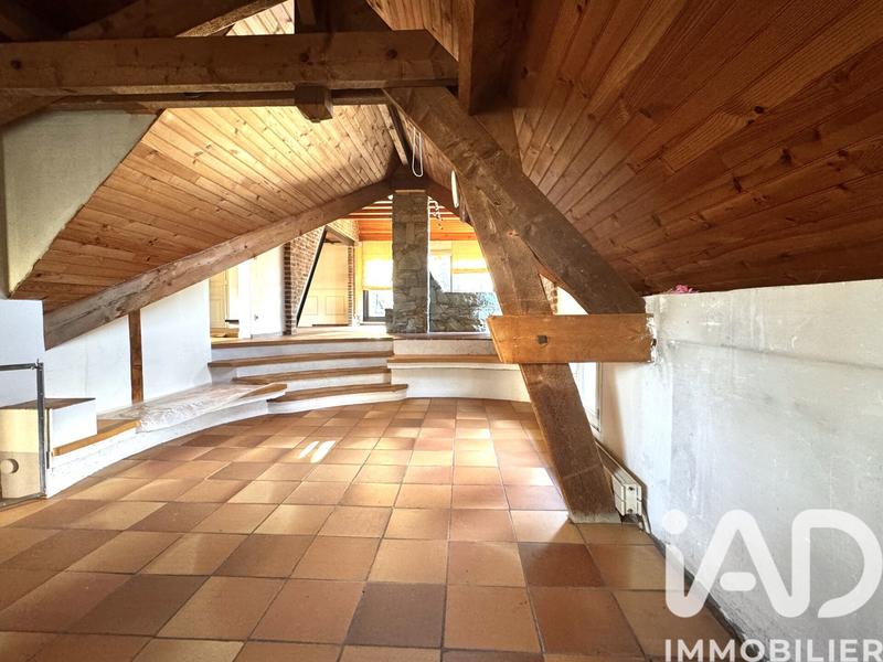 Maison - 266 m² - 11 pièces