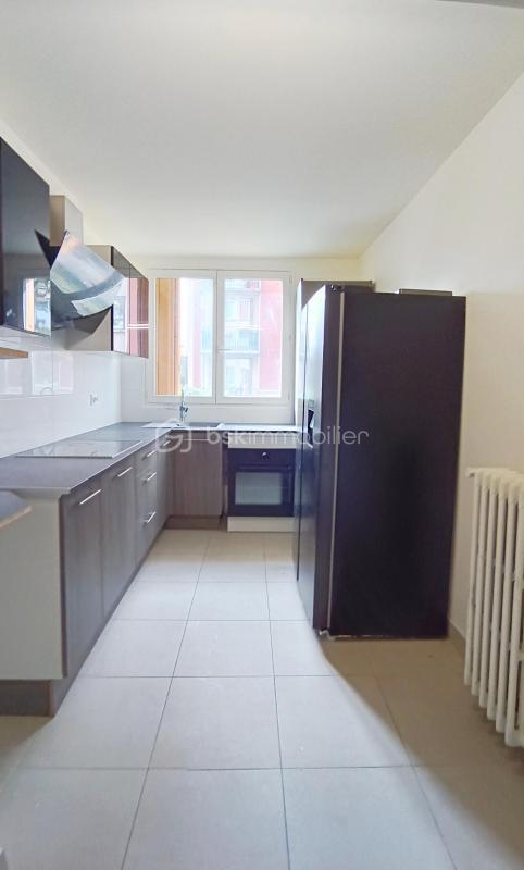 Appartement - 75 m² - 4 pièces