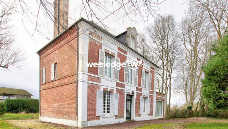 Maison - 232 m² - 12 pièces