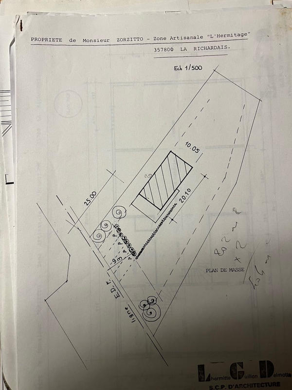 Local d'activités - 3 450 m²