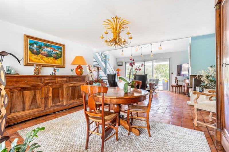 Maison d'architecte - 200 m² - 9 pièces