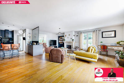 Maison - 188 m² - 7 pièces