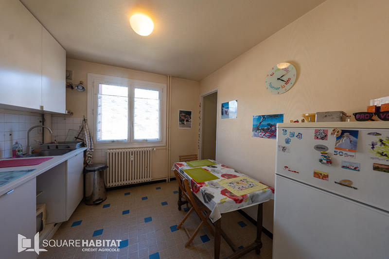 Appartement - 65 m² - 4 pièces