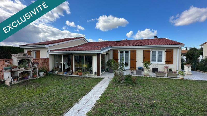 Maison - 90 m² - 5 pièces