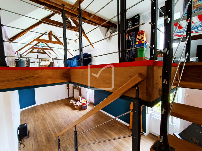 Maison - 169 m² - 5 pièces