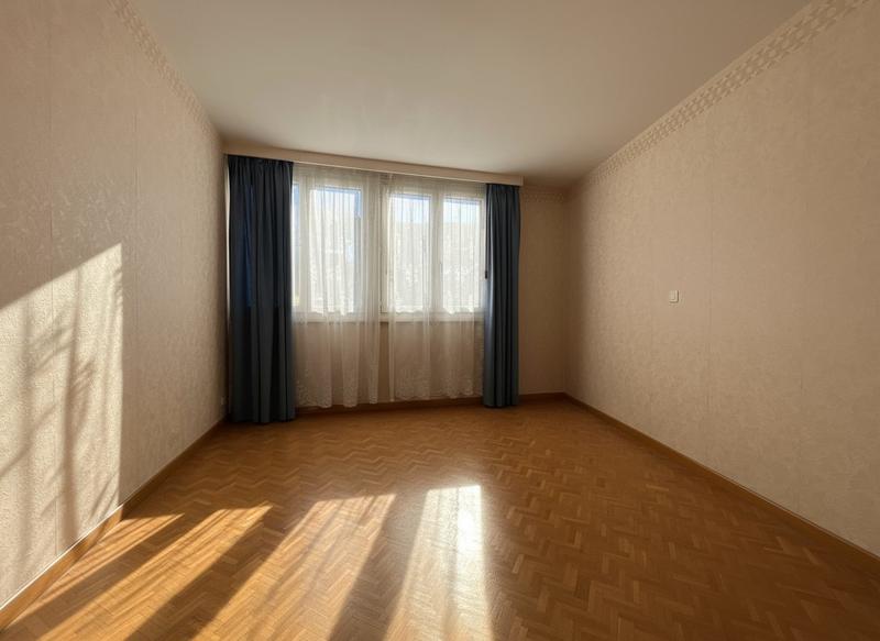 Appartement - 92 m² - 4 pièces