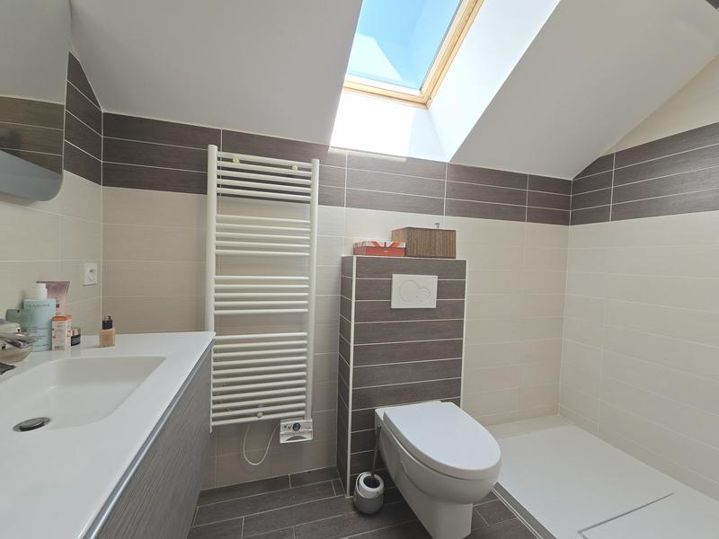 Maison contemporaine - 190 m² - 7 pièces