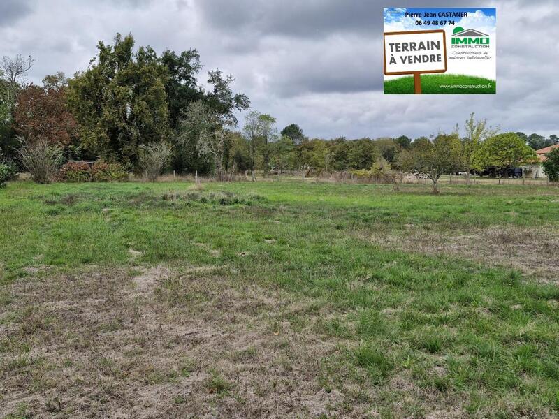 Terrain constructible - 804 m²