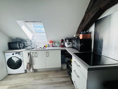 Studio - 41 m² - 4 pièces