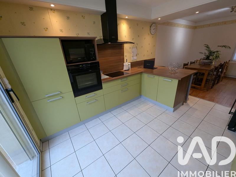 Maison - 101 m² - 6 pièces